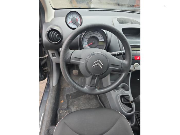 Citroen C1 1.0 12V Skrotfordon (2012, METALLIC MUISGRIJS)