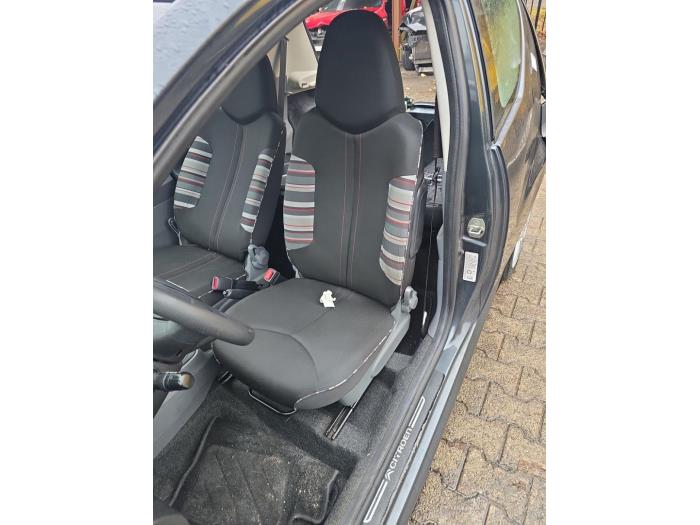 Citroen C1 1.0 12V Skrotfordon (2012, METALLIC MUISGRIJS)