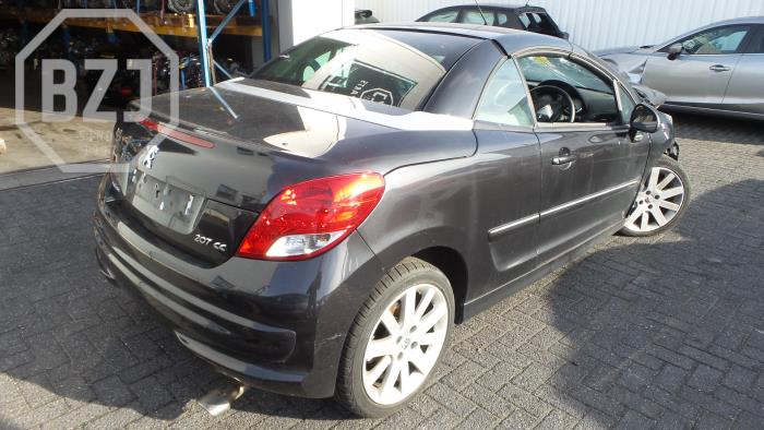 Peugeot 207 CC 1.6 16V Skrotfordon (2012, ZWART)