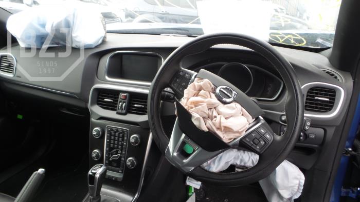 Volvo V40 2.0 T2 16V Sloopvoertuig (2017, Blauw)