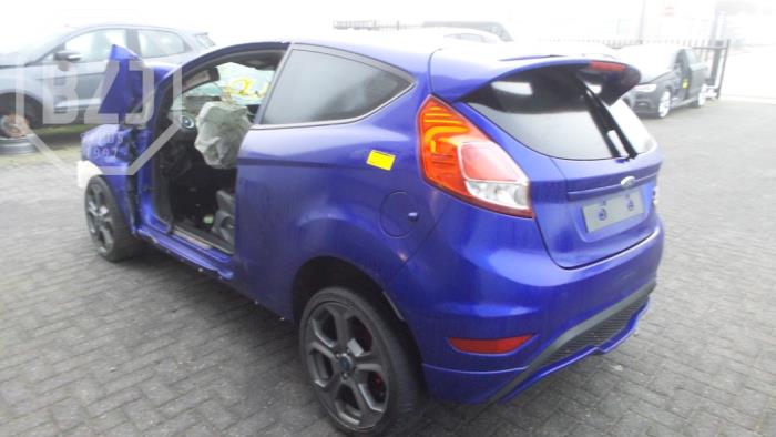 Ford Fiesta 6 1.6 SCTi ST 16V Samochód złomowany (2015, Niebieski)