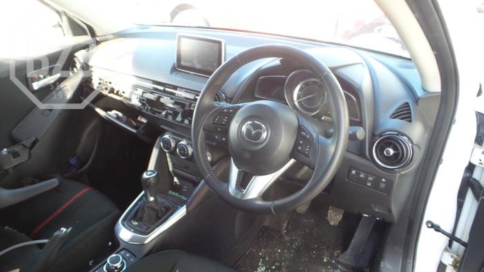 Mazda 2 1.5 SkyActiv-G 75 Sloopvoertuig (2016, Wit)