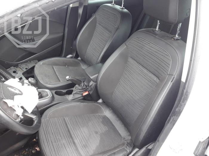 Opel Astra J Sports Tourer 1.6 CDTI 16V Skrotfordon (2015, WIT)