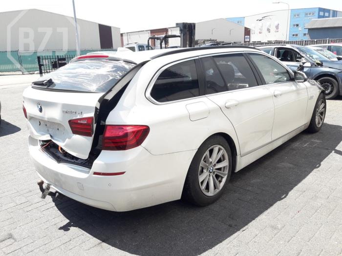 BMW 5 serie Touring 520d xDrive 16V Sloopvoertuig (2014, Metallic, Wit)