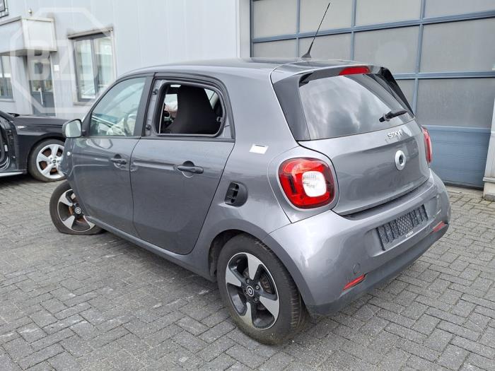 Smart Forfour 1.0 12V Skrotfordon (2018, METALLIC GRIJS)