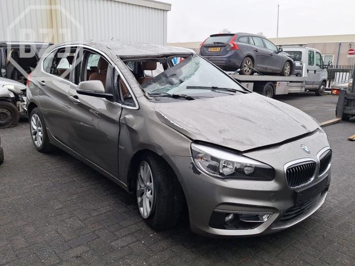 BMW 2 serie Active Tourer 218i 1.5 TwinPower Turbo 12V Skrotfordon (2016, METALLIC GRIJS)