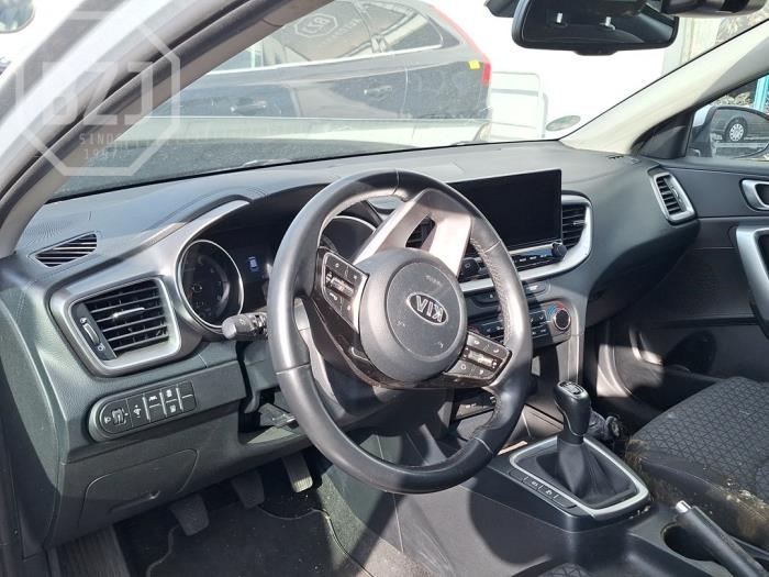 Kia Ceed Sportswagon 1.0i T-GDi 12V Sloopvoertuig (2022, Metallic, Zilver)