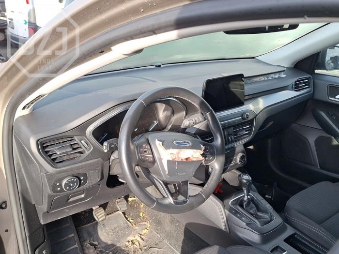 Ford Focus 4 Wagon 1.0 Ti-VCT EcoBoost 12V 125 Sloopvoertuig (2020, Champagne)