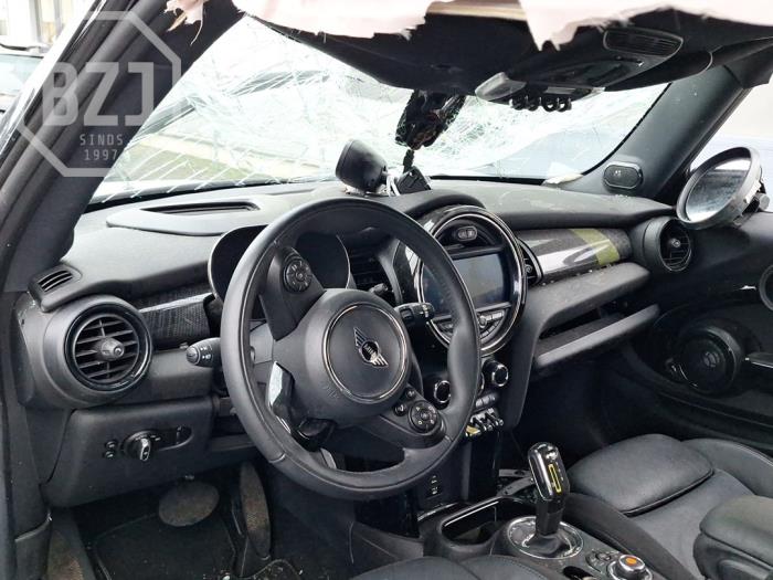 Mini Mini Cooper SE,Electric Sloopvoertuig (2022, Metallic, Zilver)