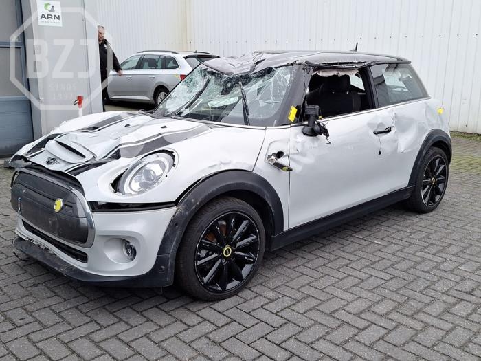 Mini Mini Cooper SE,Electric Sloopvoertuig (2022, Metallic, Zilver)