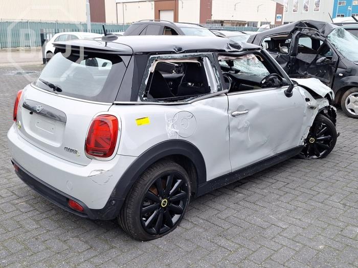 Mini Mini Cooper SE,Electric Sloopvoertuig (2022, Metallic, Zilver)