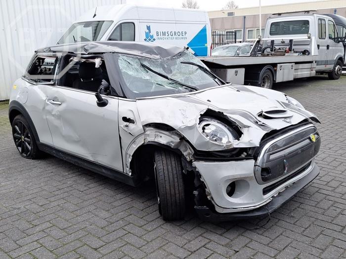 Mini Mini Cooper SE,Electric Sloopvoertuig (2022, Metallic, Zilver)