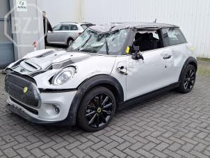 Mini Mini Cooper SE,Electric  (Sloop)