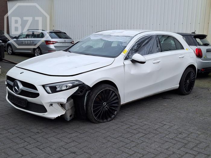 Mercedes A 2.0 A-250 Turbo 16V 4Matic Skrotfordon (2019, WIT)