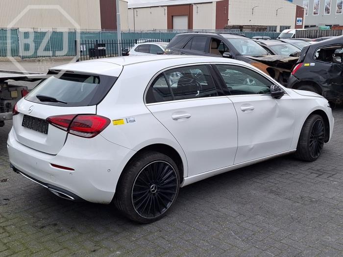Mercedes A 2.0 A-250 Turbo 16V 4Matic Skrotfordon (2019, WIT)
