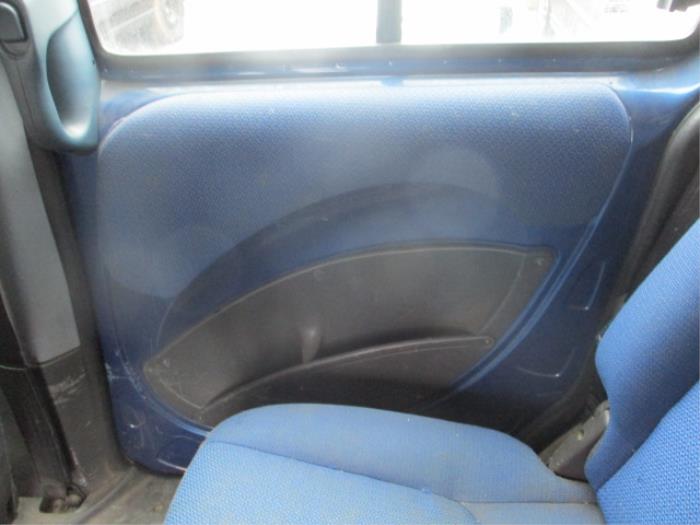 Fiat Doblo 1.6 16V Samochód złomowany (2002, Niebieski)