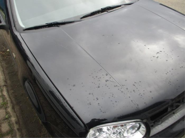 Volkswagen Golf IV 1.6 Skrotfordon (1998, ZWART)