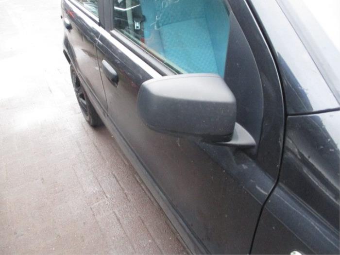 Fiat Panda 1.2 Fire Skrotfordon (2005, ZWART)