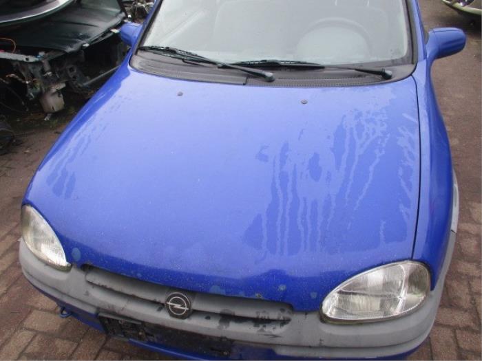 Opel Corsa B 1.4i Van Skrotfordon (1996, BLAUW)