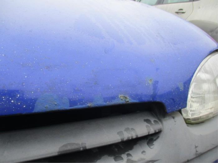 Opel Corsa B 1.4i Van Skrotfordon (1996, BLAUW)