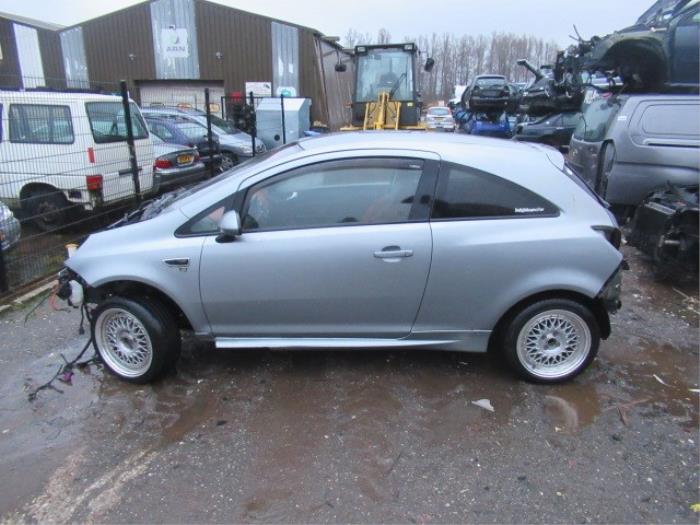 Opel Corsa D 1.3 CDTi 16V ecoFLEX Samochód złomowany (2011, Szary)