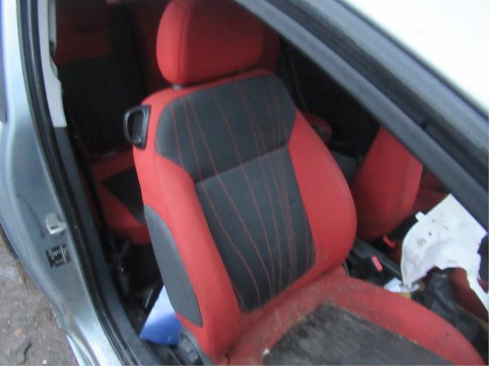 Opel Corsa D 1.3 CDTi 16V ecoFLEX Samochód złomowany (2011, Szary)