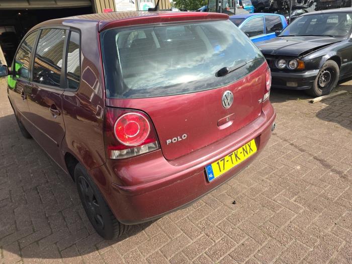 Volkswagen Polo IV 1.4 16V Skrotfordon (2006, ROOD)