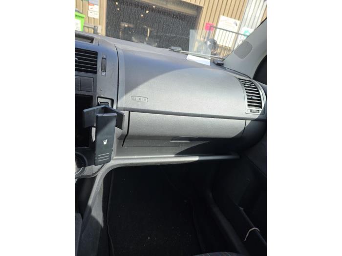 Volkswagen Polo IV 1.4 16V Skrotfordon (2006, ROOD)