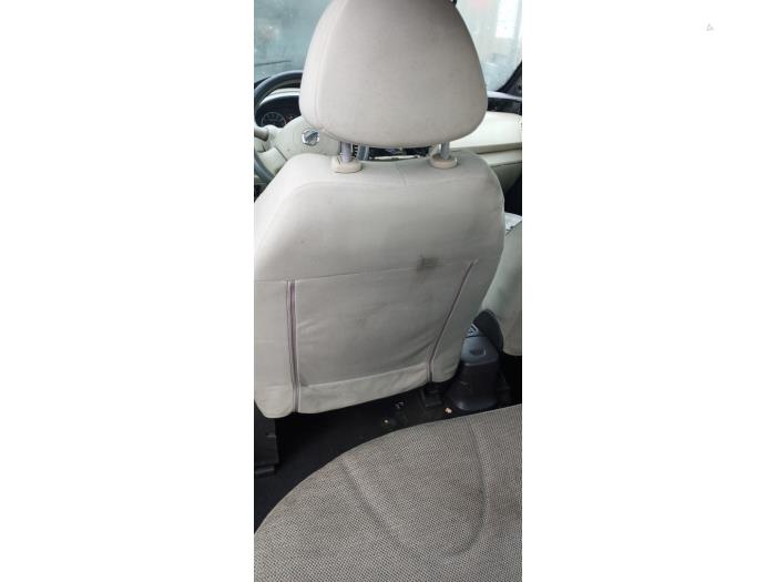 Nissan Micra 1.2 16V Samochód złomowany (2007, Brazowy)