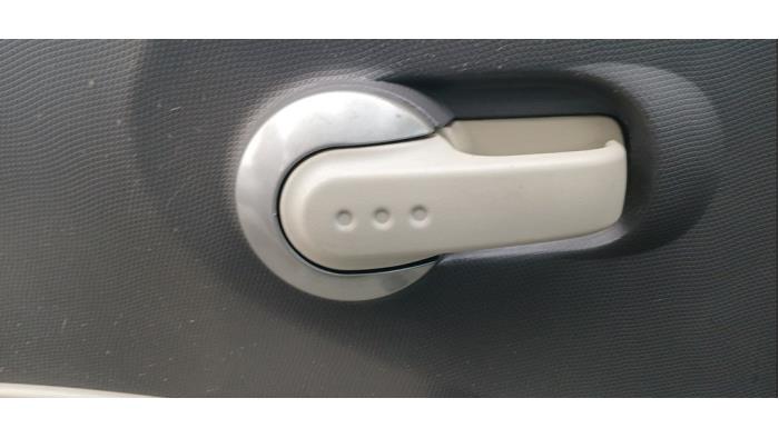 Nissan Micra 1.2 16V Samochód złomowany (2007, Brazowy)