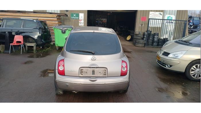 Nissan Micra 1.2 16V Samochód złomowany (2007, Brazowy)