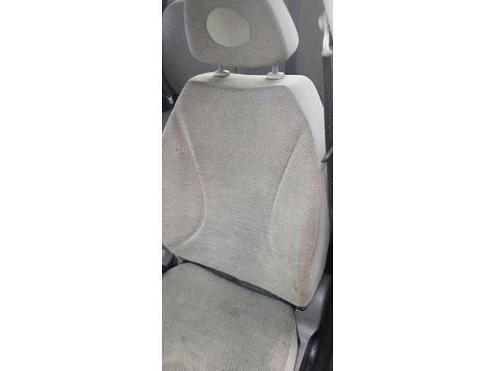 Nissan Micra 1.2 16V Samochód złomowany (2007, Brazowy)