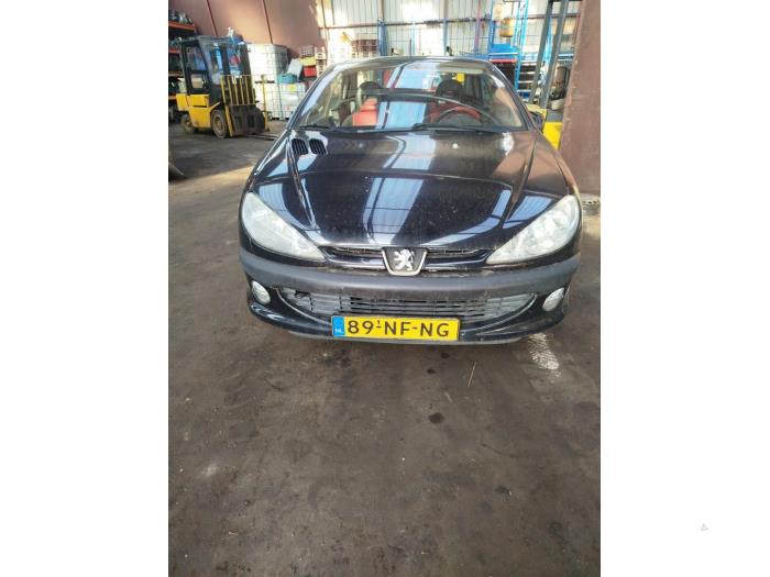 Peugeot 206 CC 2.0 16V Sloopvoertuig (2003, Zwart)