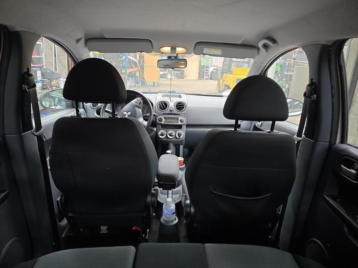 Mitsubishi Colt 1.3 16V Skrotfordon (2012, WIT)