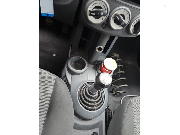 Mitsubishi Colt 1.3 16V Skrotfordon (2012, WIT)