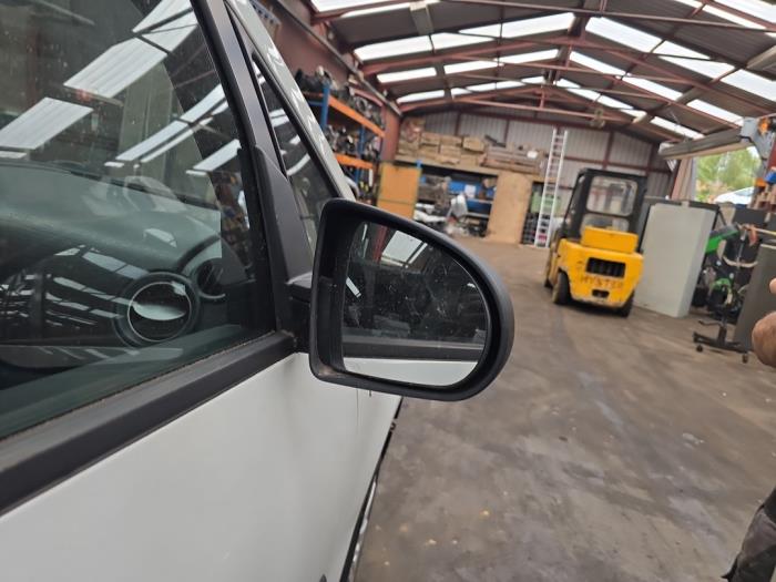 Mitsubishi Colt 1.3 16V Skrotfordon (2012, WIT)