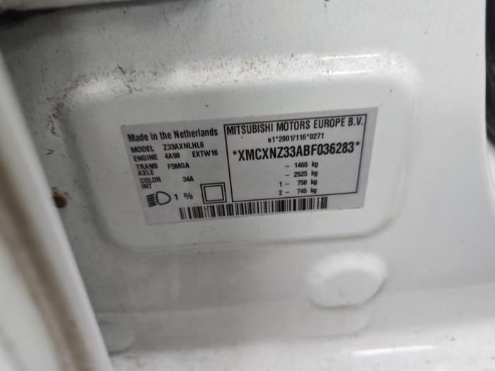 Mitsubishi Colt 1.3 16V Skrotfordon (2012, WIT)