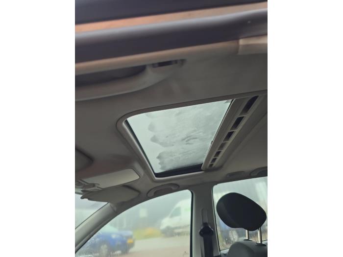 Skoda Fabia 1.4i 16V Sloopvoertuig (2004, Grijs)