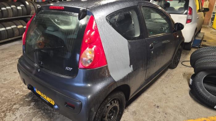 Peugeot 107 1.0 12V Sloopvoertuig (2006, Grijs)