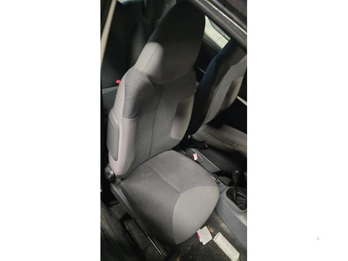 Peugeot 107 1.0 12V Sloopvoertuig (2006, Grijs)