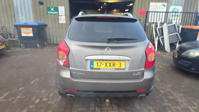 Ssang Yong Korando 2.0 e-XDi 16V 4x4 Skrotfordon (2011, GRIJS)