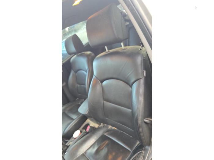 Ssang Yong Korando 2.0 e-XDi 16V 4x4 Skrotfordon (2011, GRIJS)