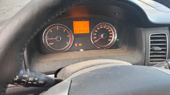 Ssang Yong Korando 2.0 e-XDi 16V 4x4 Skrotfordon (2011, GRIJS)