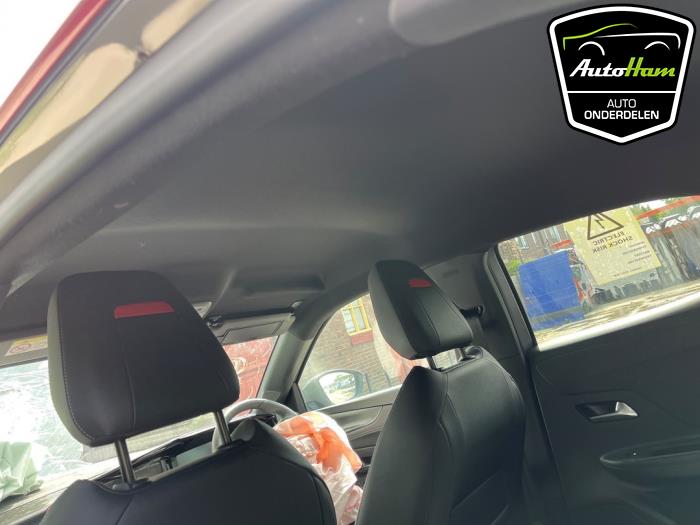 Opel Mokka Mokka-e, Electric 50 kWh Skrotfordon (2022, GRIJS)