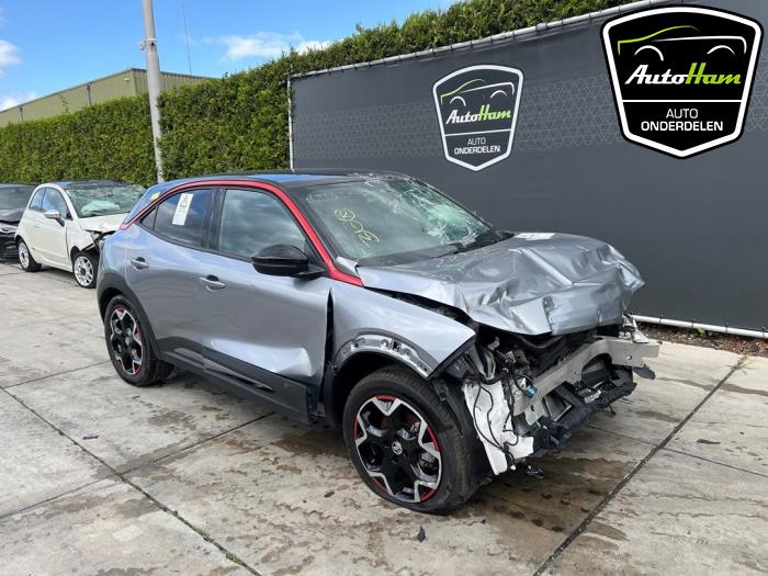 Opel Mokka Mokka-e, Electric 50 kWh Skrotfordon (2022, GRIJS)