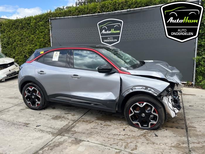 Opel Mokka Mokka-e, Electric 50 kWh Skrotfordon (2022, GRIJS)