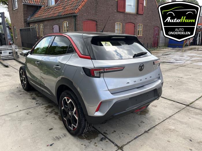 Opel Mokka Mokka-e, Electric 50 kWh Skrotfordon (2022, GRIJS)