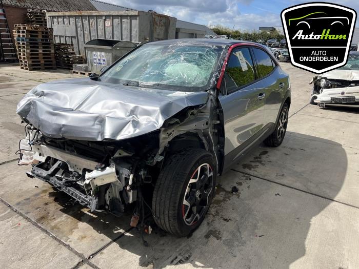 Opel Mokka Mokka-e, Electric 50 kWh Skrotfordon (2022, GRIJS)