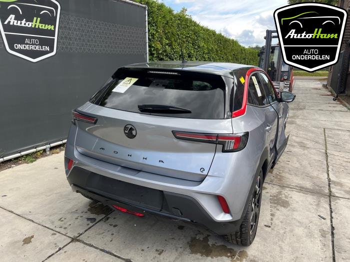 Opel Mokka Mokka-e, Electric 50 kWh Skrotfordon (2022, GRIJS)