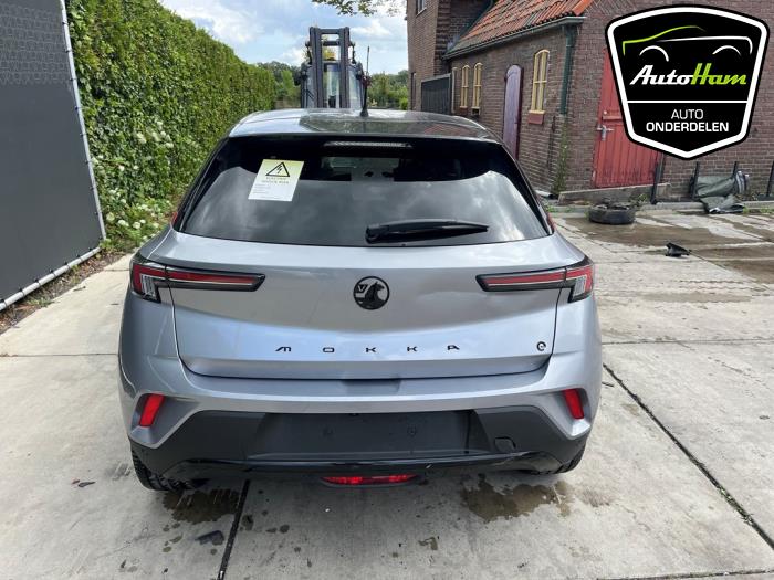 Opel Mokka Mokka-e, Electric 50 kWh Skrotfordon (2022, GRIJS)